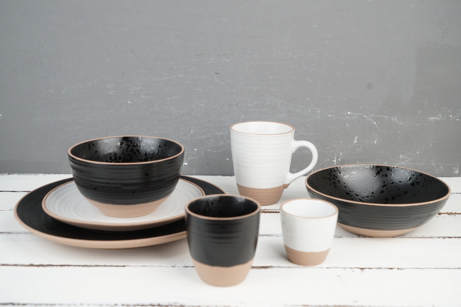 Stoneware Reactive Glaze Dinnerware Set Embossed Rib BH841