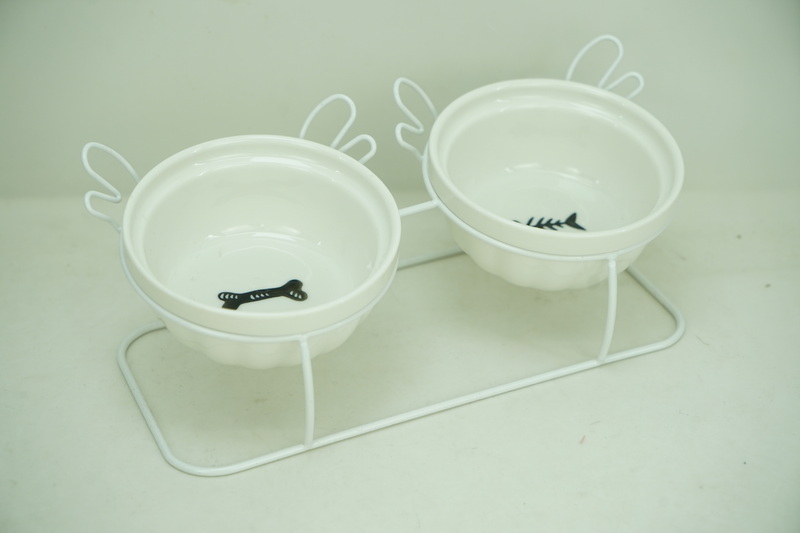 2x New Bone China 275ml Pet Bowl with Cartoon Shaped Iron Holder PE9010