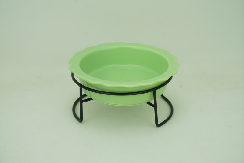 1x New Bone China 250ml Pet Bowl with Iron Holder PE9091