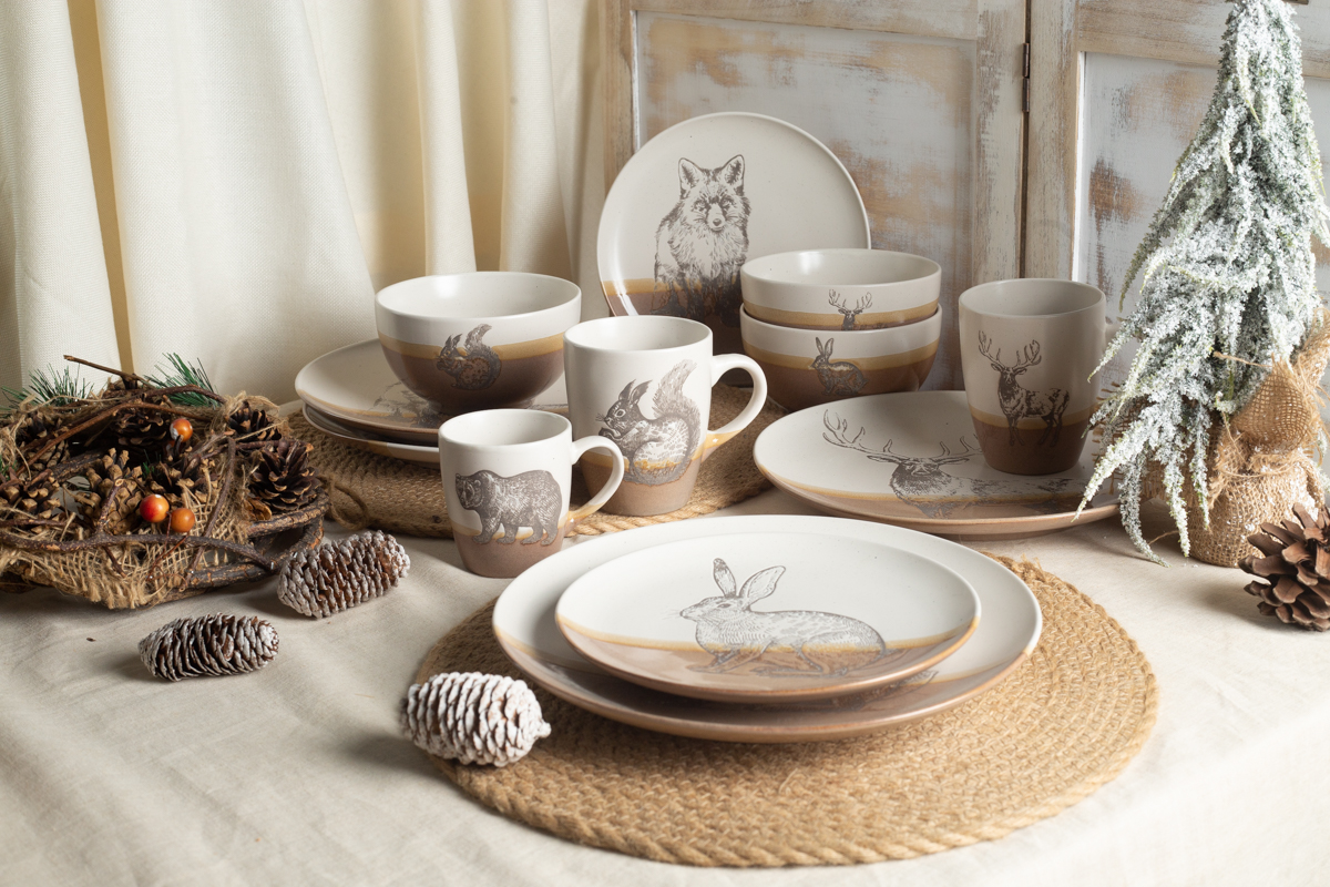 Stoneware Overlap Glaze Embossed Deer Xmas Design