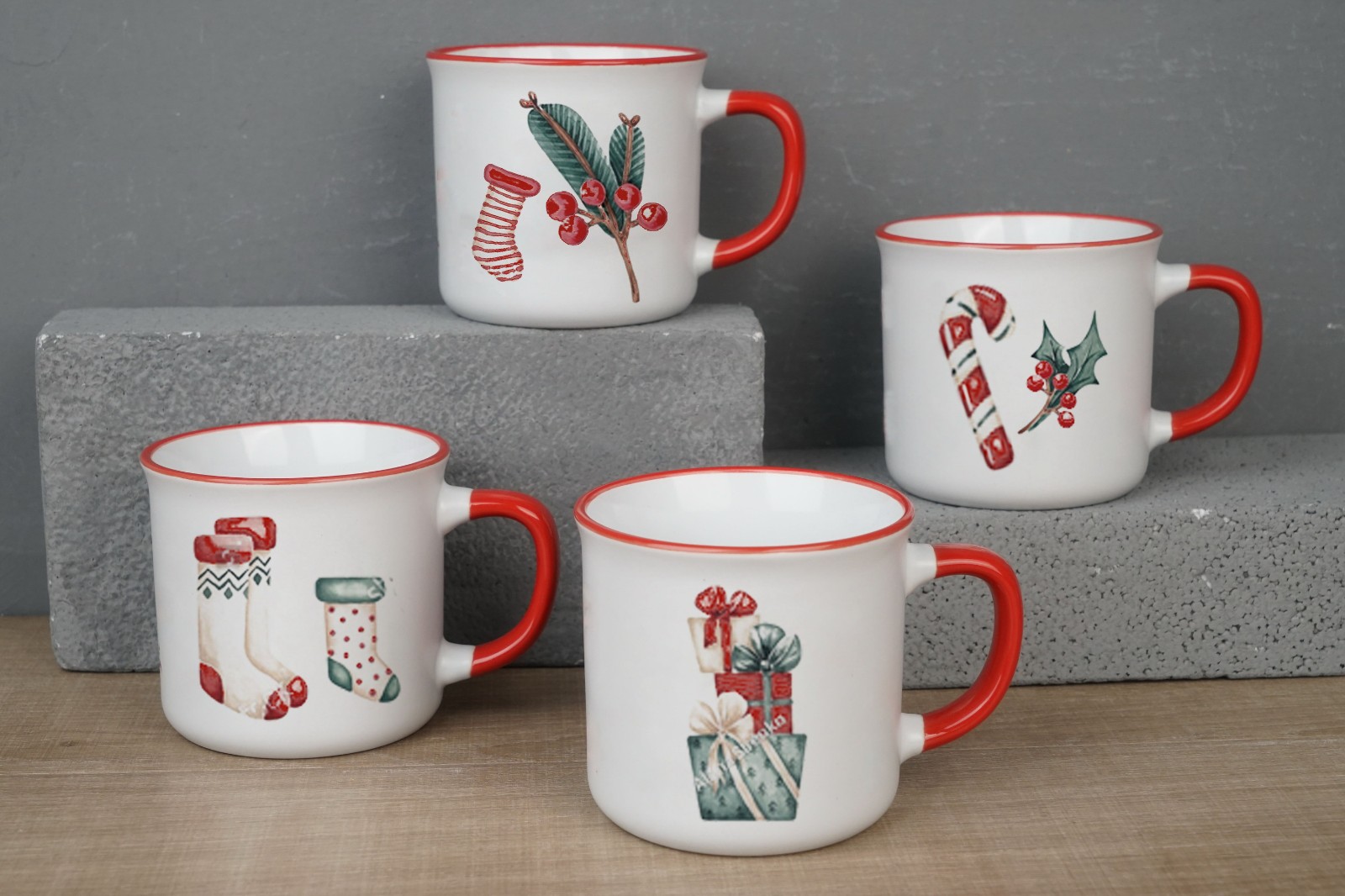 New Bone China Mug with XMAS Design B3369