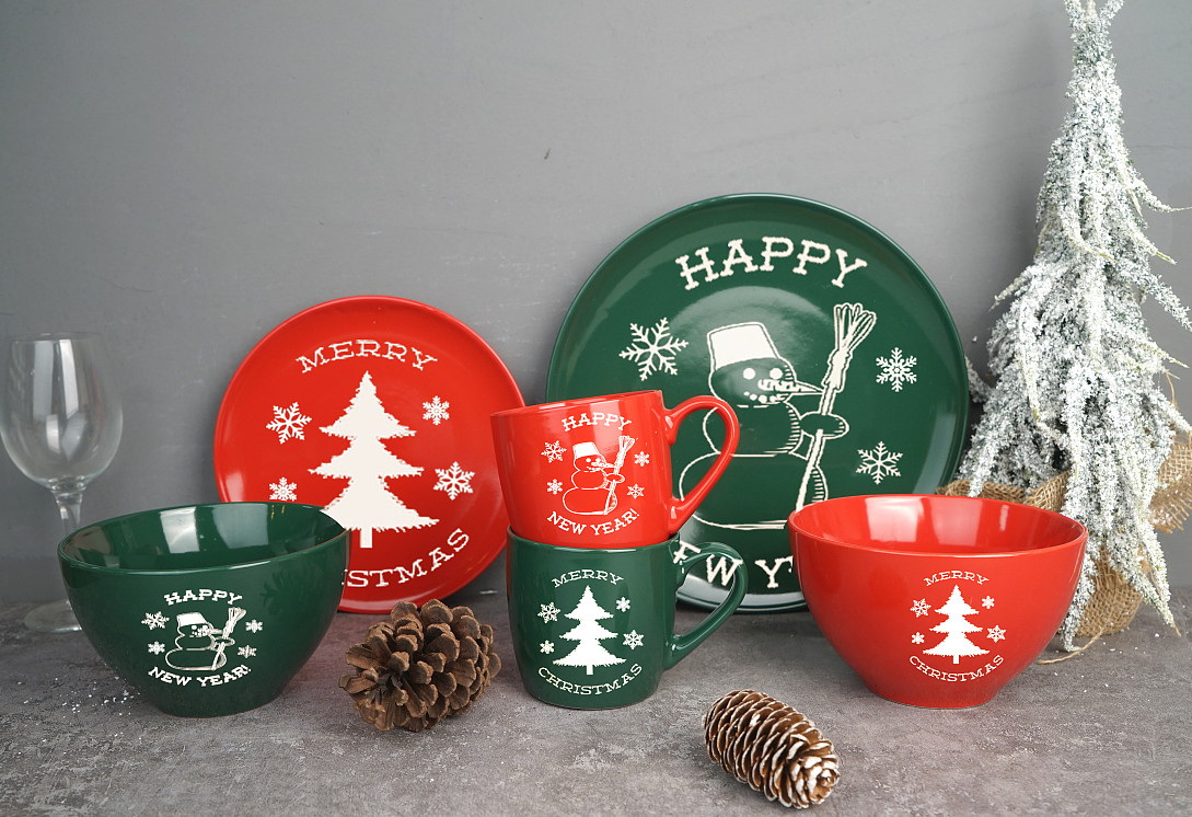 Stoneware Dinnerware Set Printing with Christmas Design
