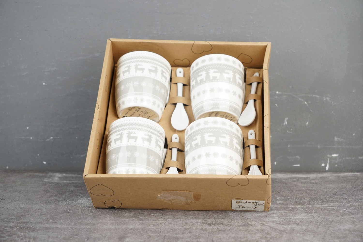 New Bone China Coffee Mug Set with Christmas Design
