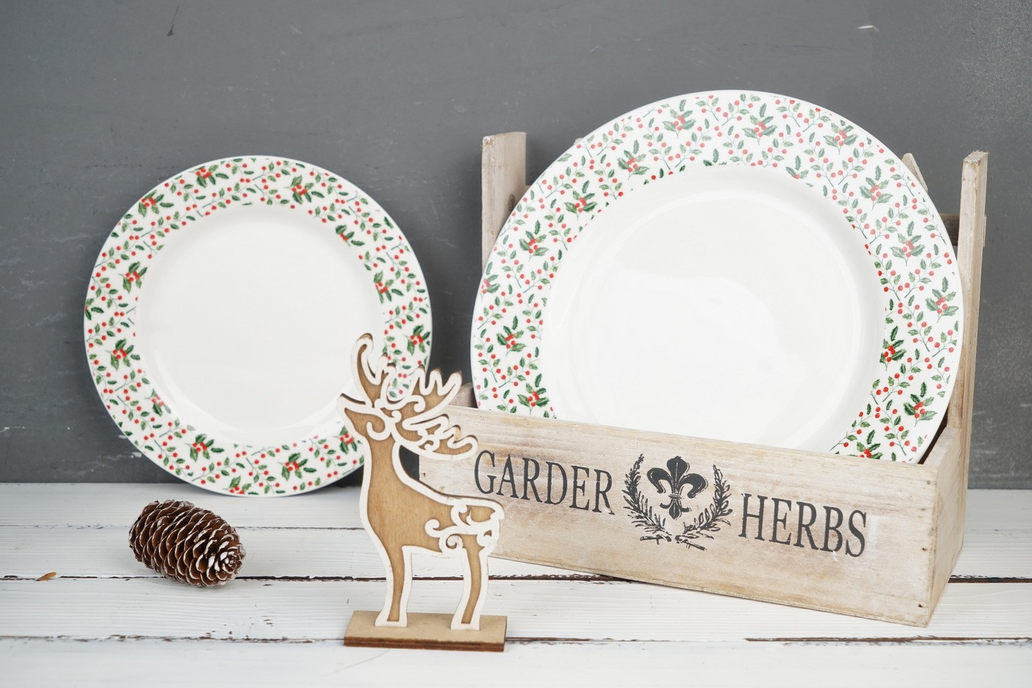New Bone China Dinnerware Set with Christmas Design
