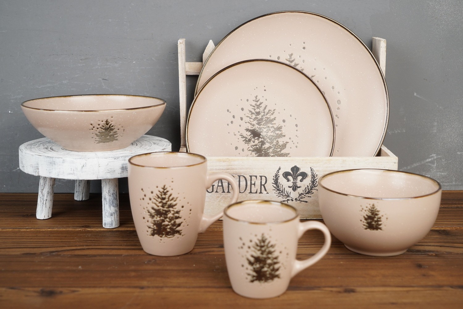 Stoneware Matt Speckle Glaze with Engraved Print Dinnerware Set BH838