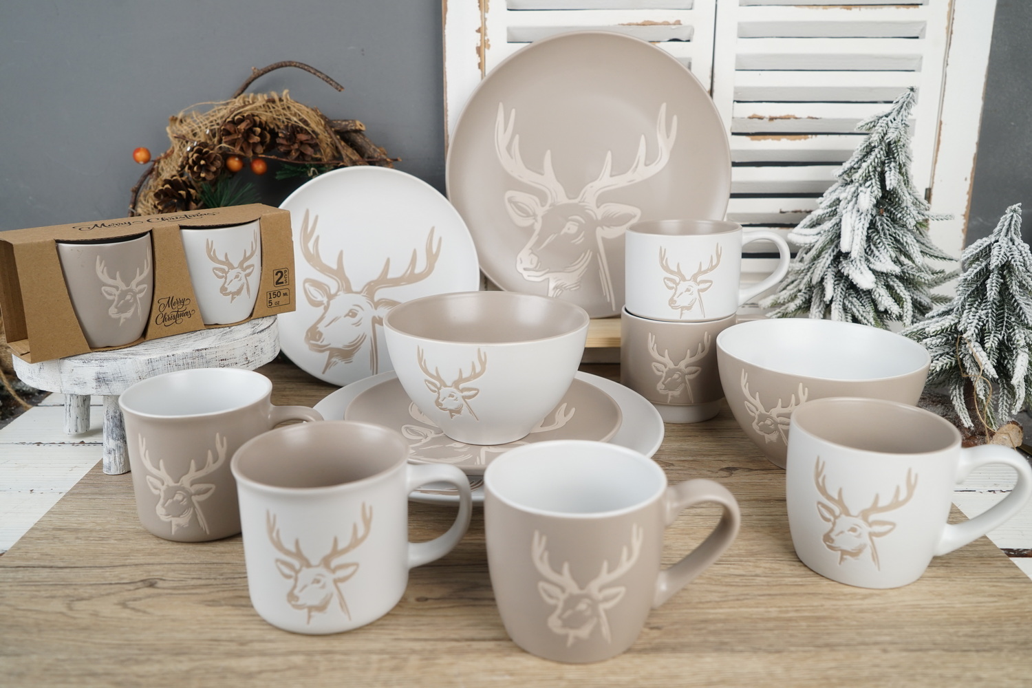 Stoneware Dinnerware Set with Engraved Christmas Deer BH887