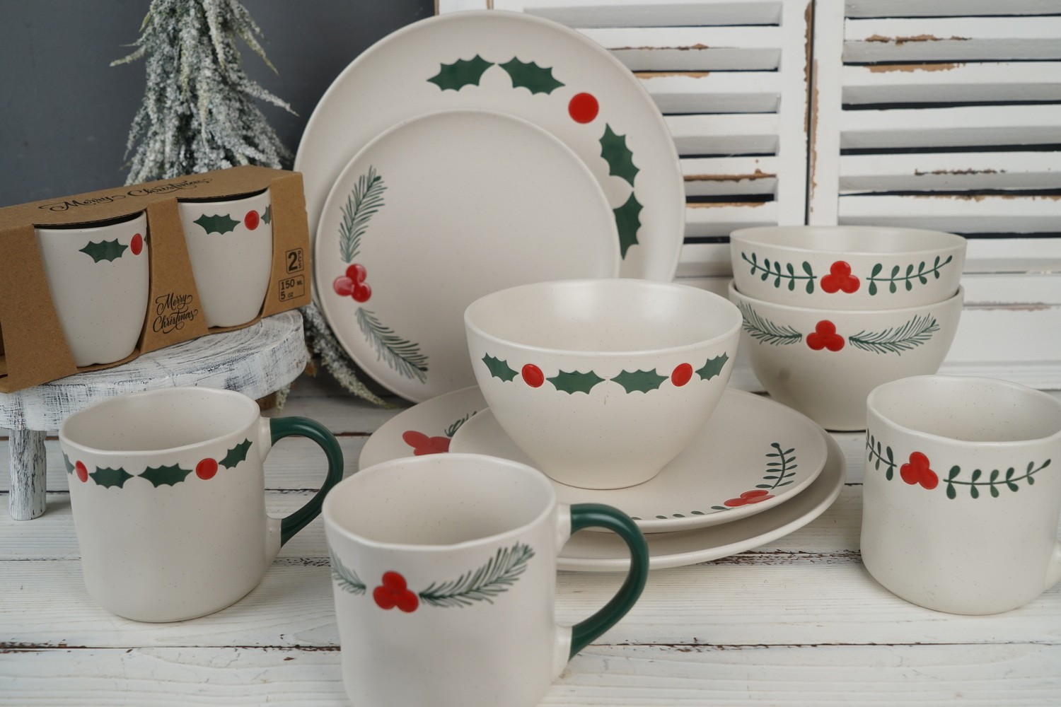 Stoneware Dinnerware Set with Engraved Christmas Star BH892