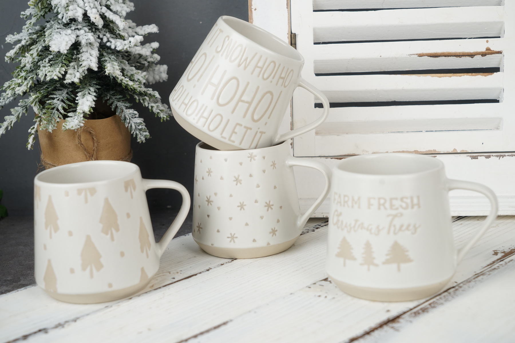 Stoneware Mug Engraved Pattern LS175