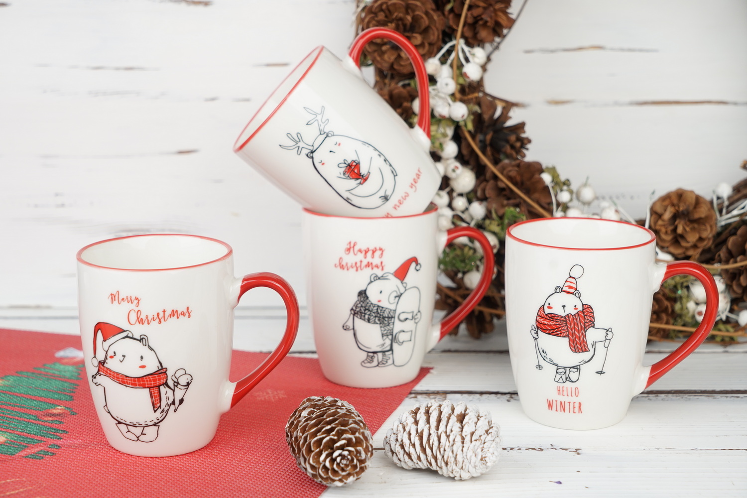 New Bone China Mug with Christmas Design RX0335