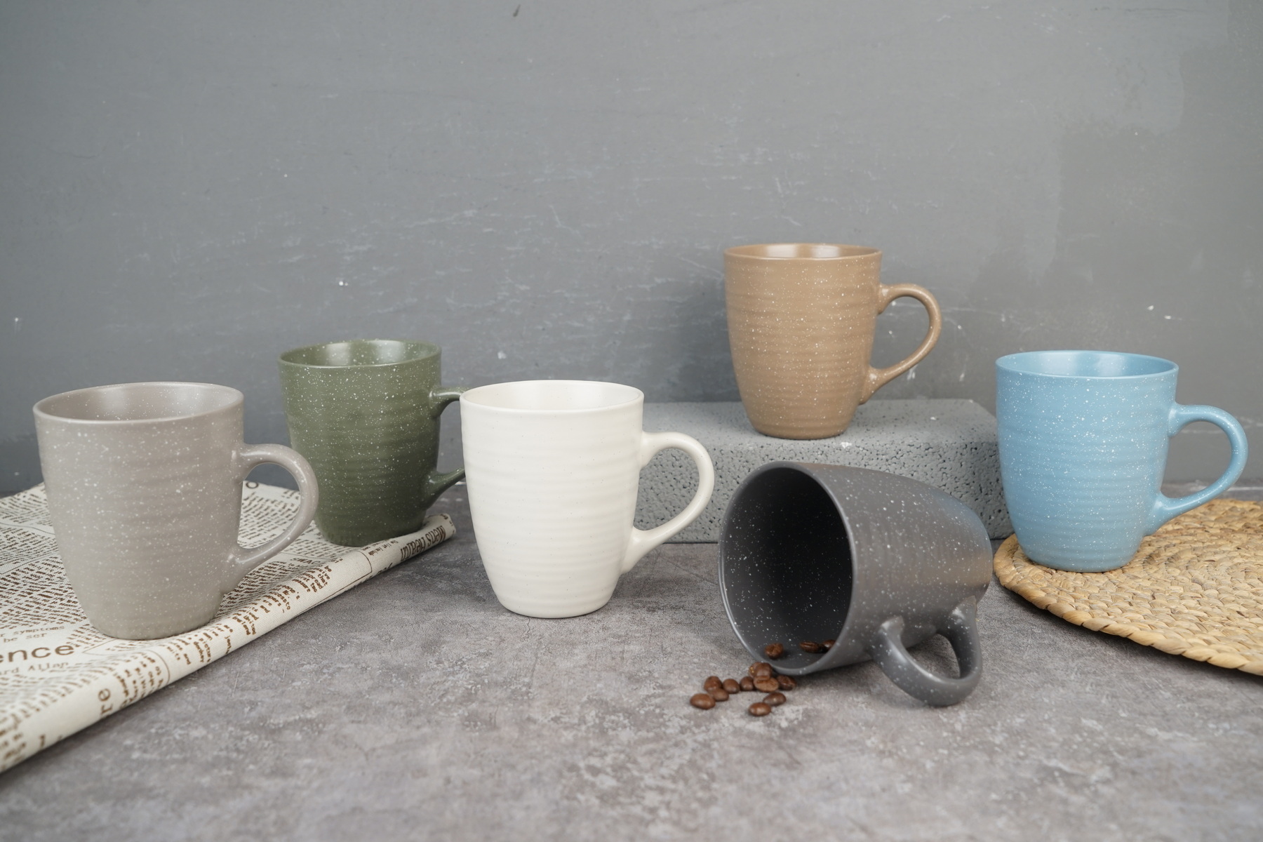 Stoneware Mug Set with Embossed Pattern BH823