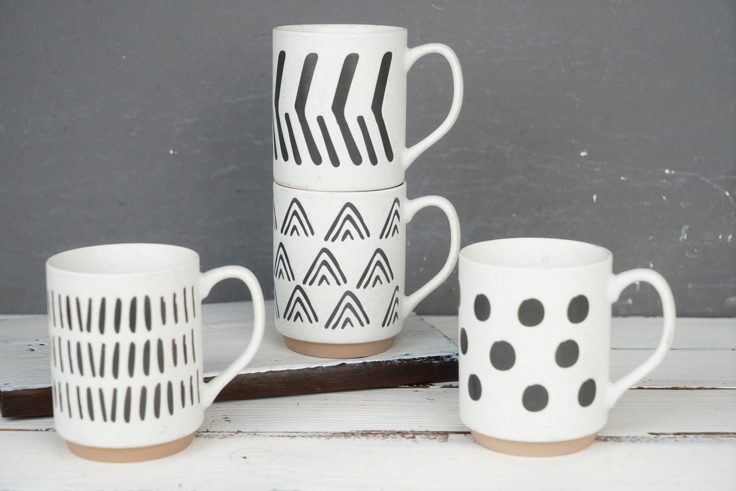 New Bone China Mug Engraved Pattern RX0330-3