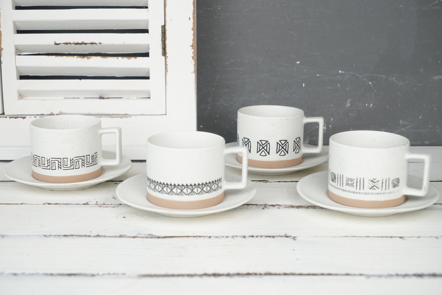 New Bone China Mug Engraved Pattern RX0330-3