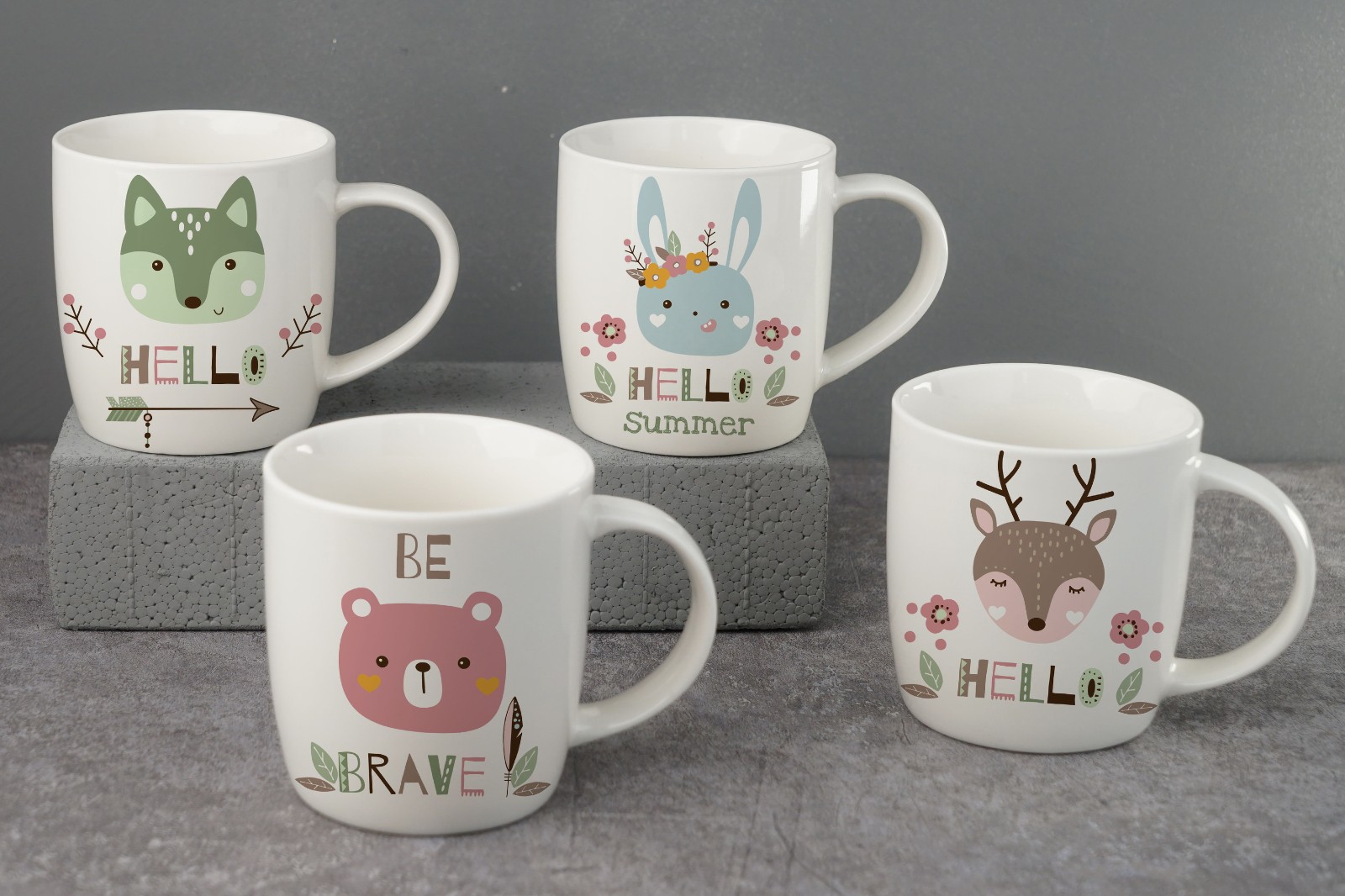 New Bone China Mug with Cute Cartoon Design B2758