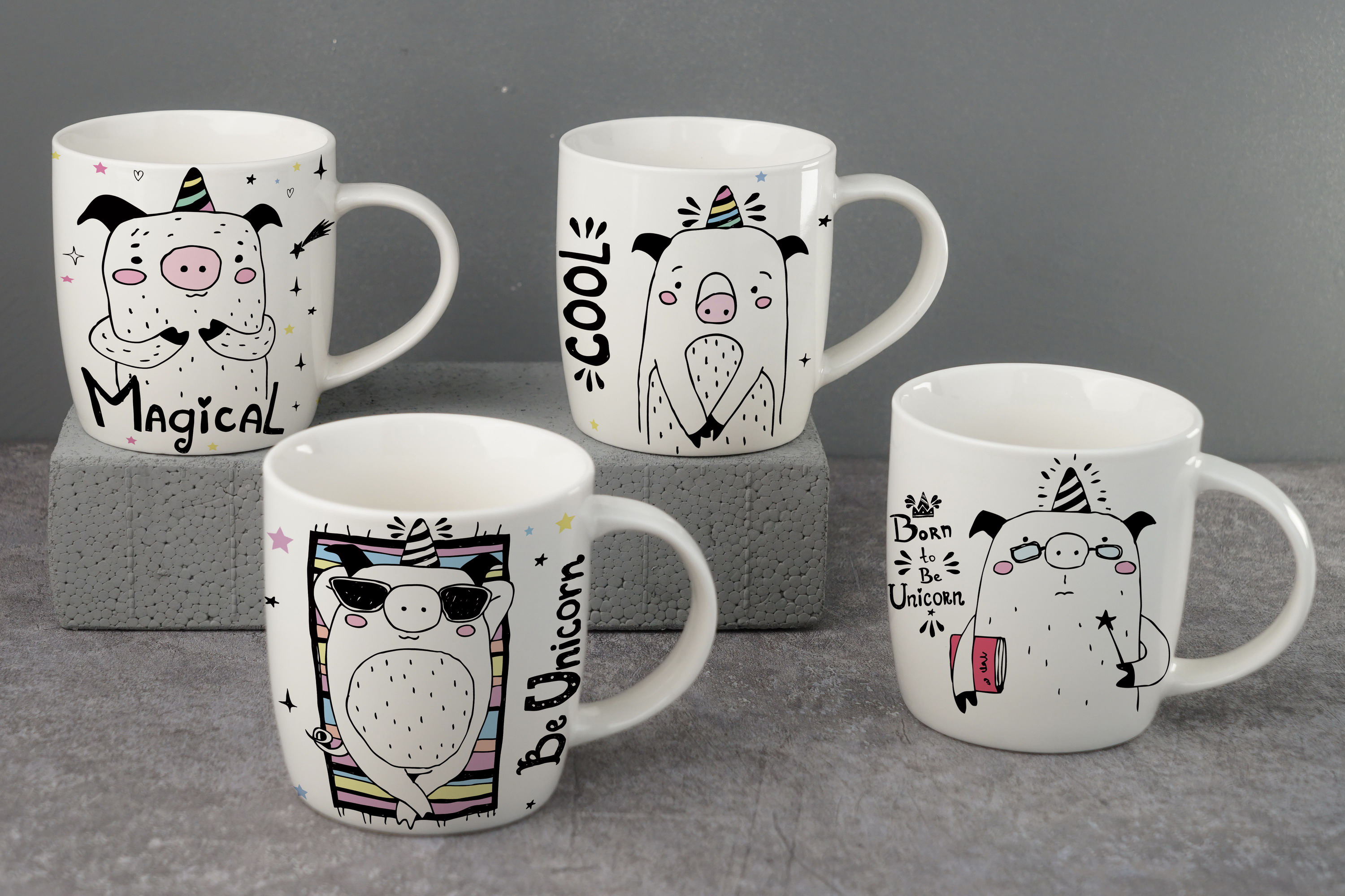 New Bone China Mug with Cute Cartoon Design B2758