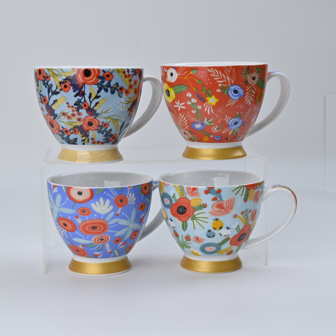 Porcelain Footed Mug with Flower Design