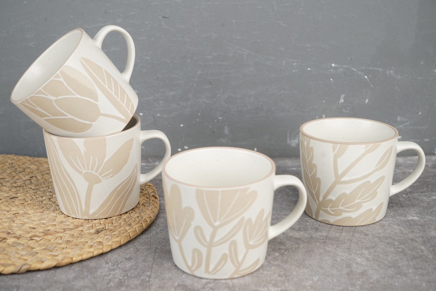 Stoneware Conical Mug with Engraved Print L3993