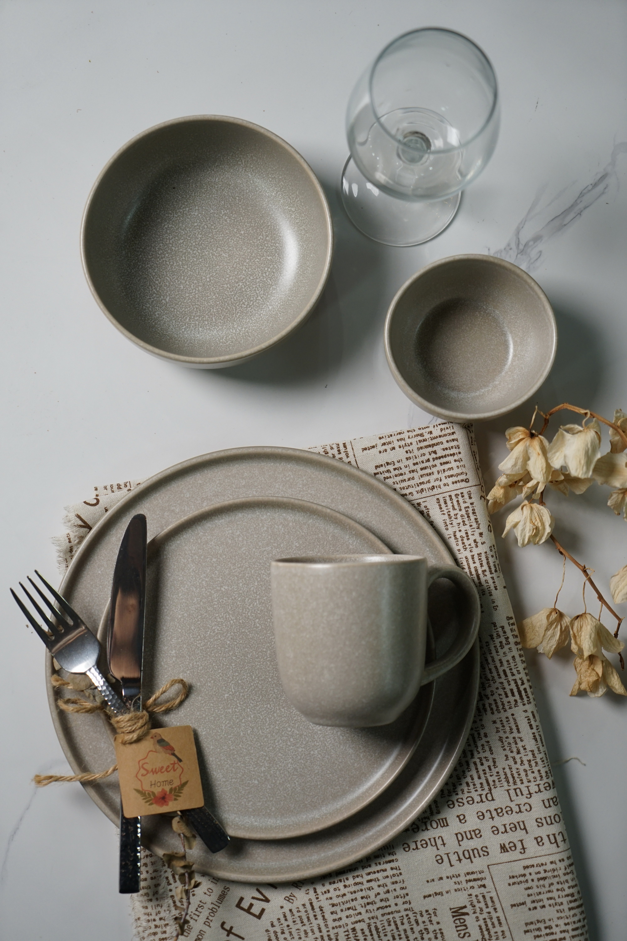 Stoneware Grey Color Dinnerware Set QX679