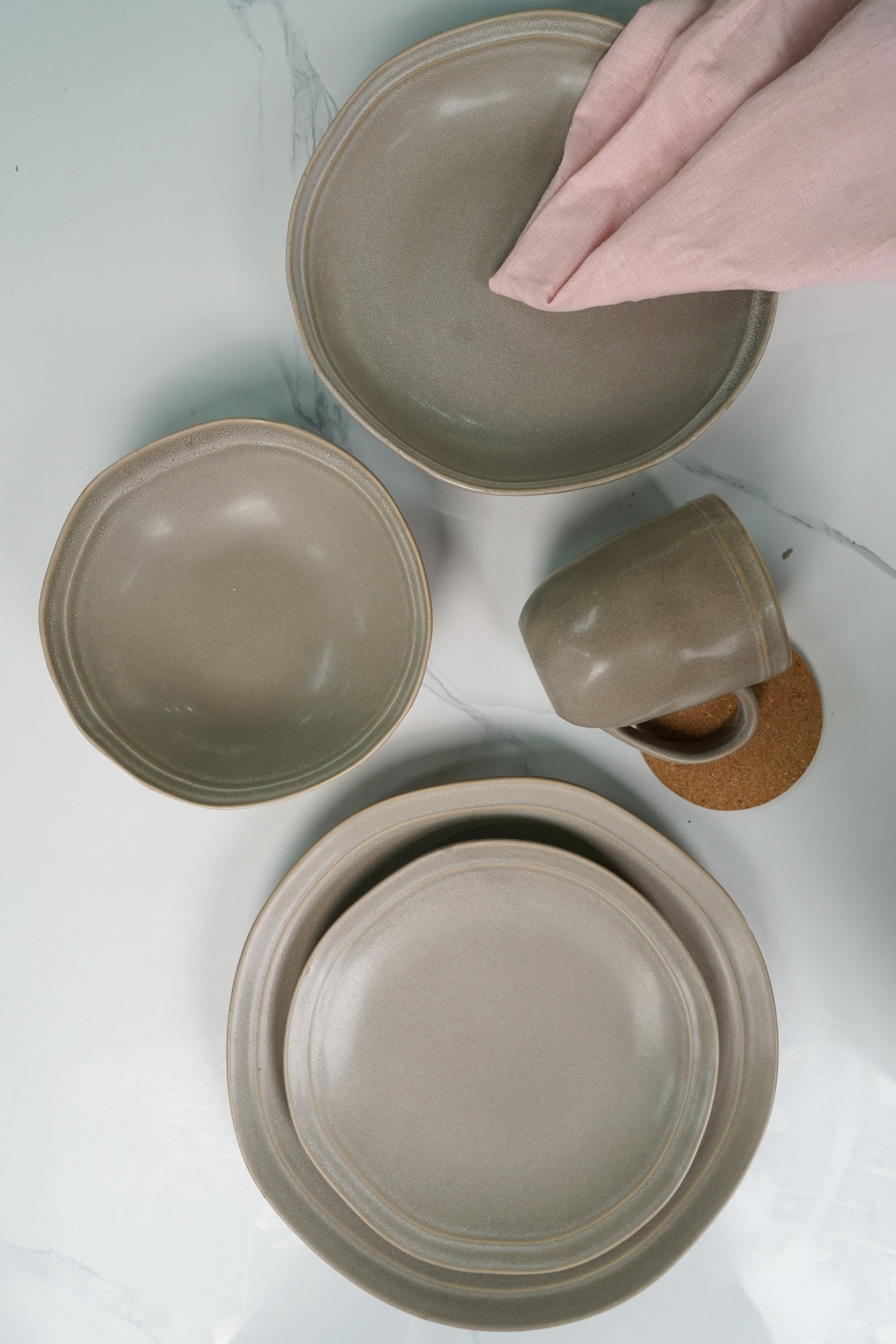 Stoneware Grey Color Reactive Glaze Dinnerware Set Irregular Rim LS108
