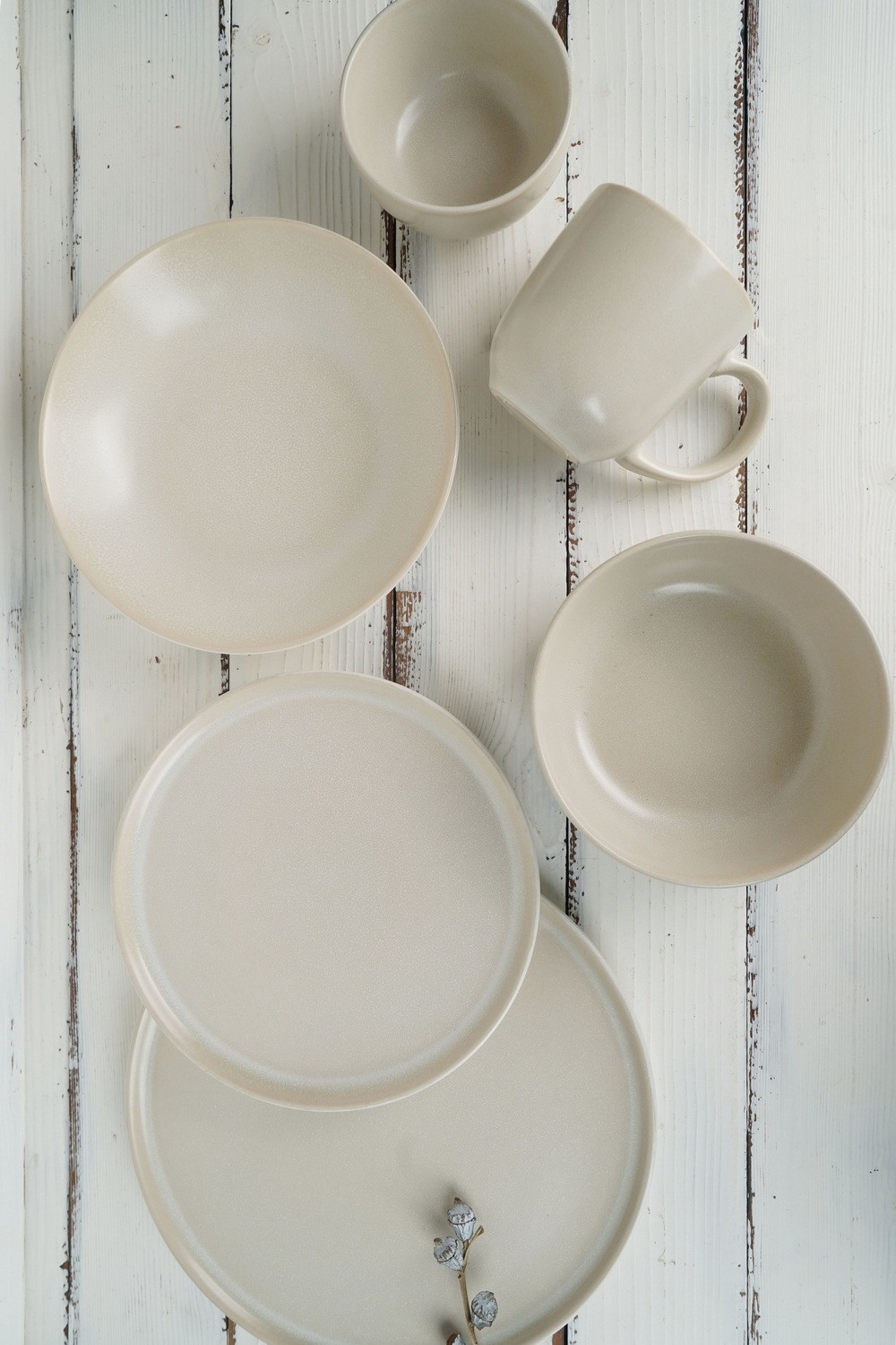 Stoneware Dinnerware Set Reactive Glaze QX700