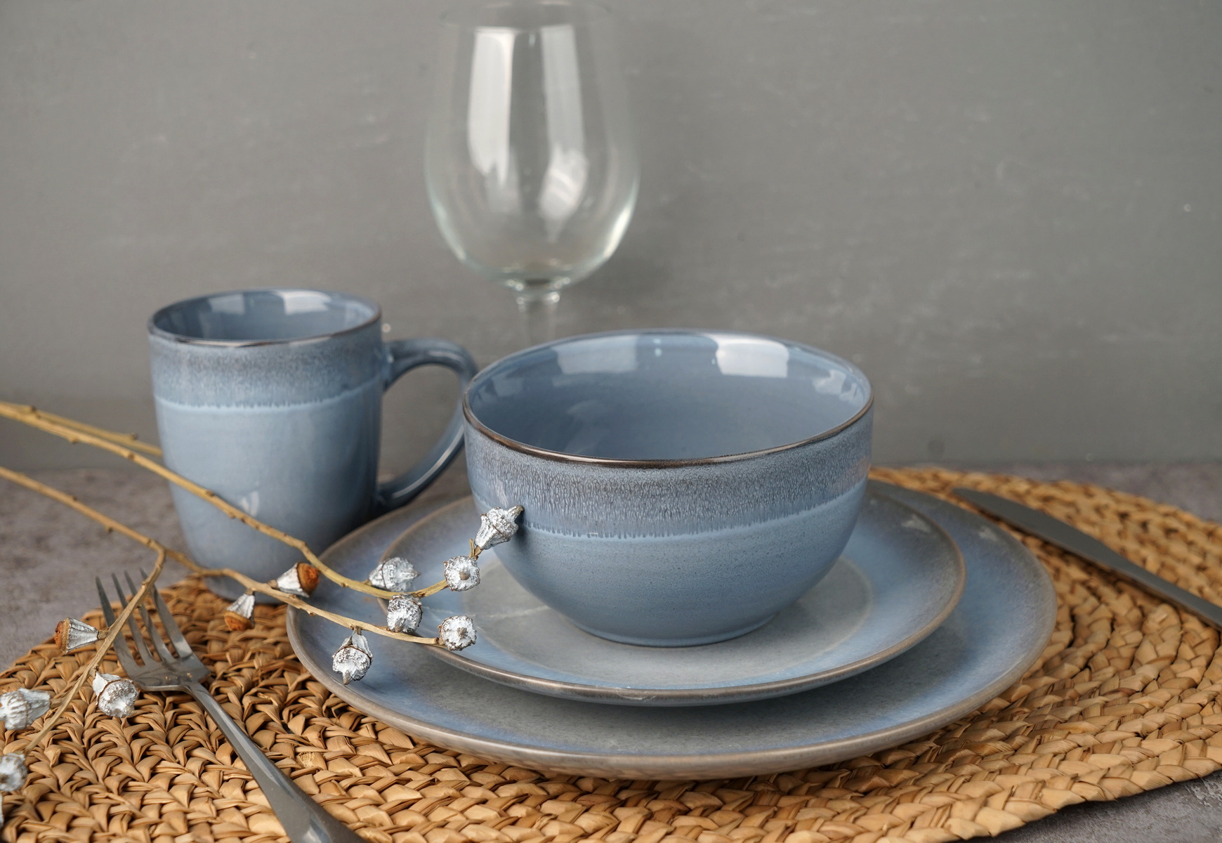 Stoneware Unique Style Reactive Glaze Dinnerware Set