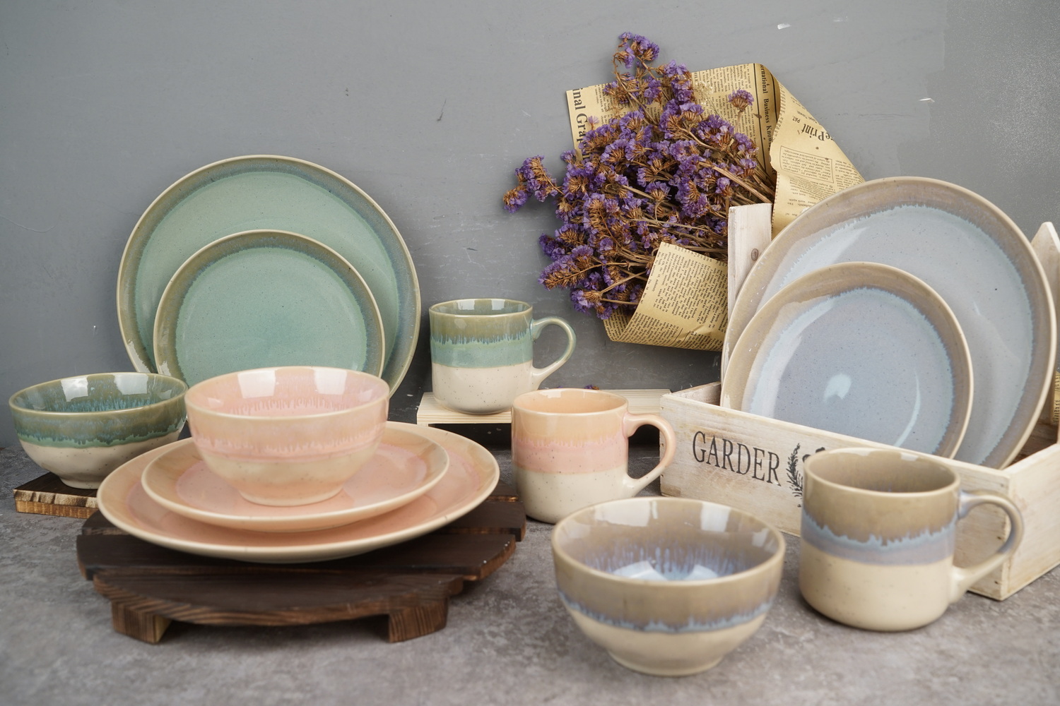 Stoneware Reactive Glaze Dinnerware Set BH842
