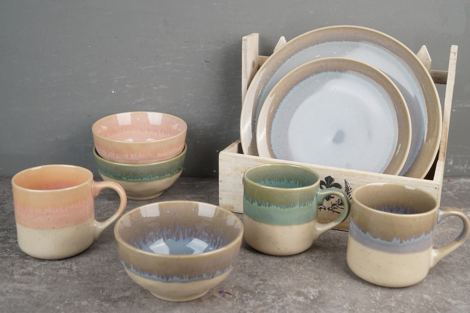 Stoneware Reactive Glaze Dinnerware Set BH842