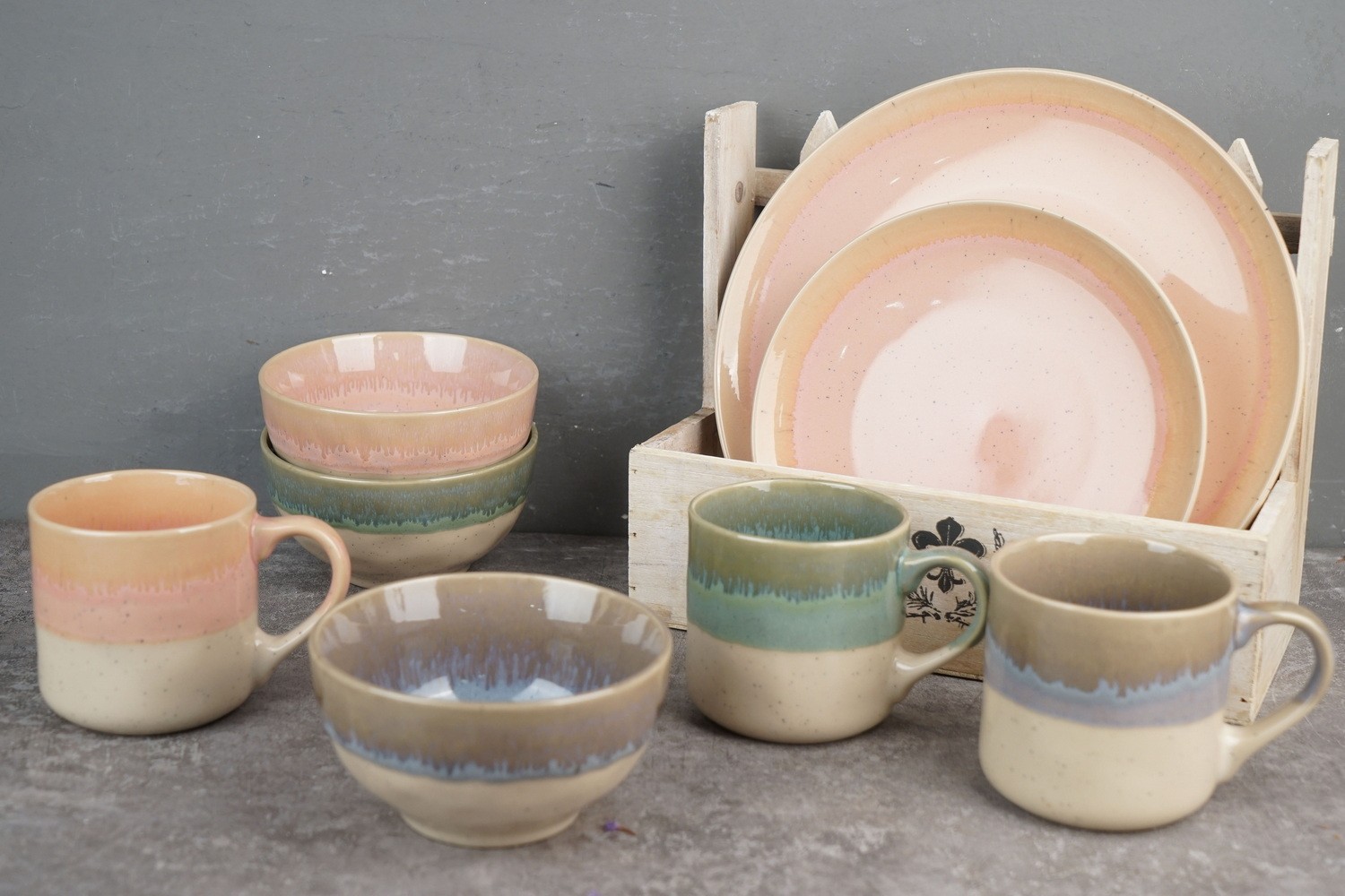 Stoneware Reactive Glaze Dinnerware Set BH842