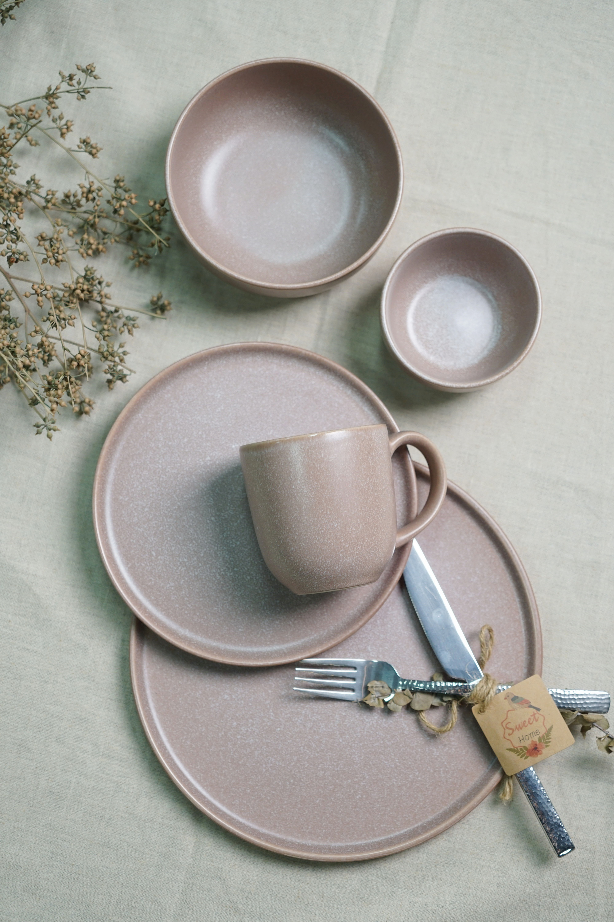 Stoneware Pink Color Dinnerware Set QX679