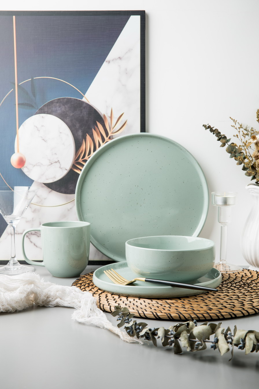 Stoneware Light Green Color Dinnerware Set QX