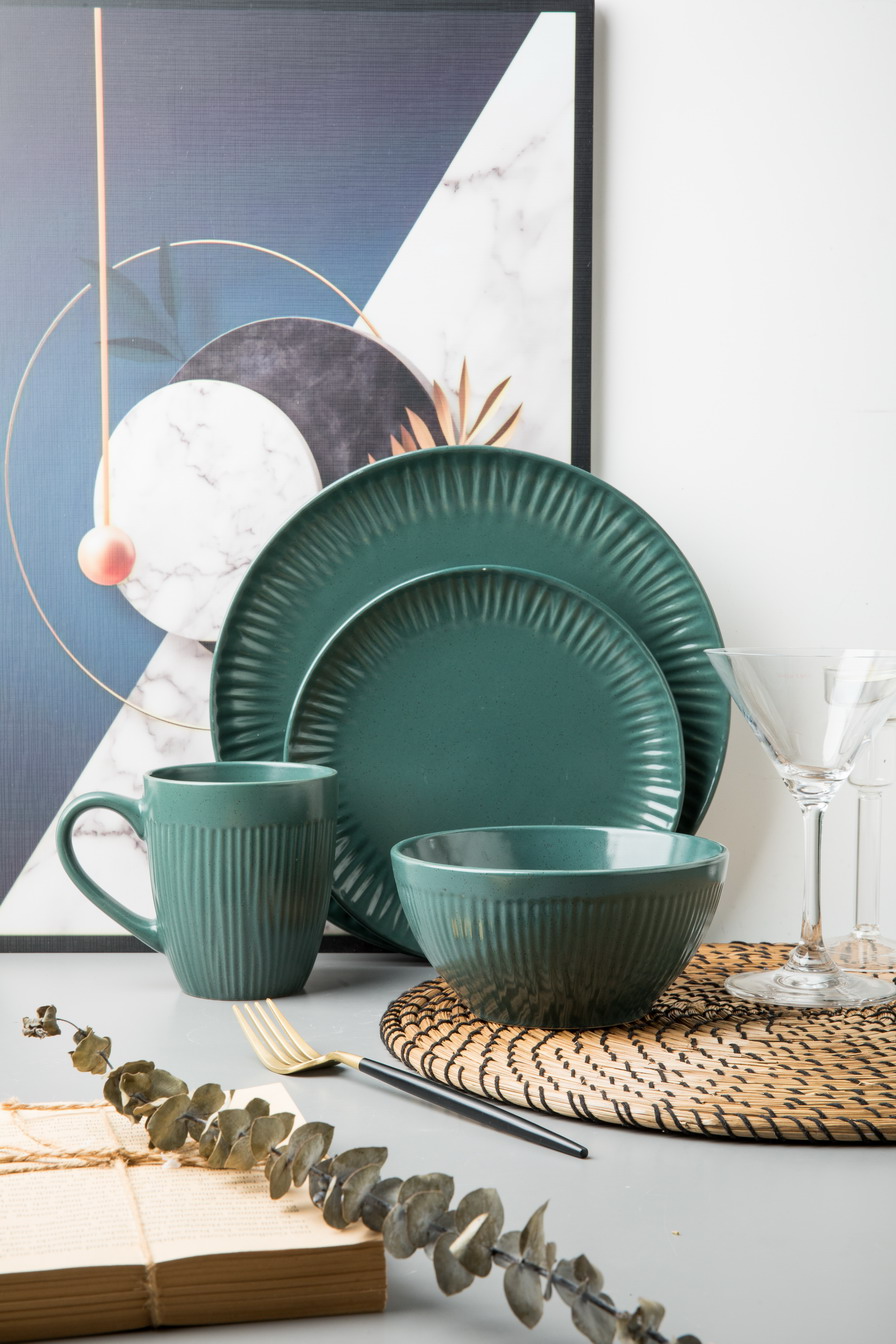 Stoneware Dinnerware Set QX