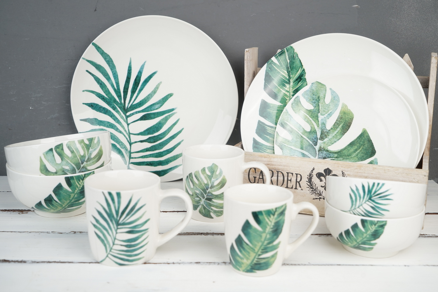 New Bone China Dinnerware Set with Leaves Design 7861Y