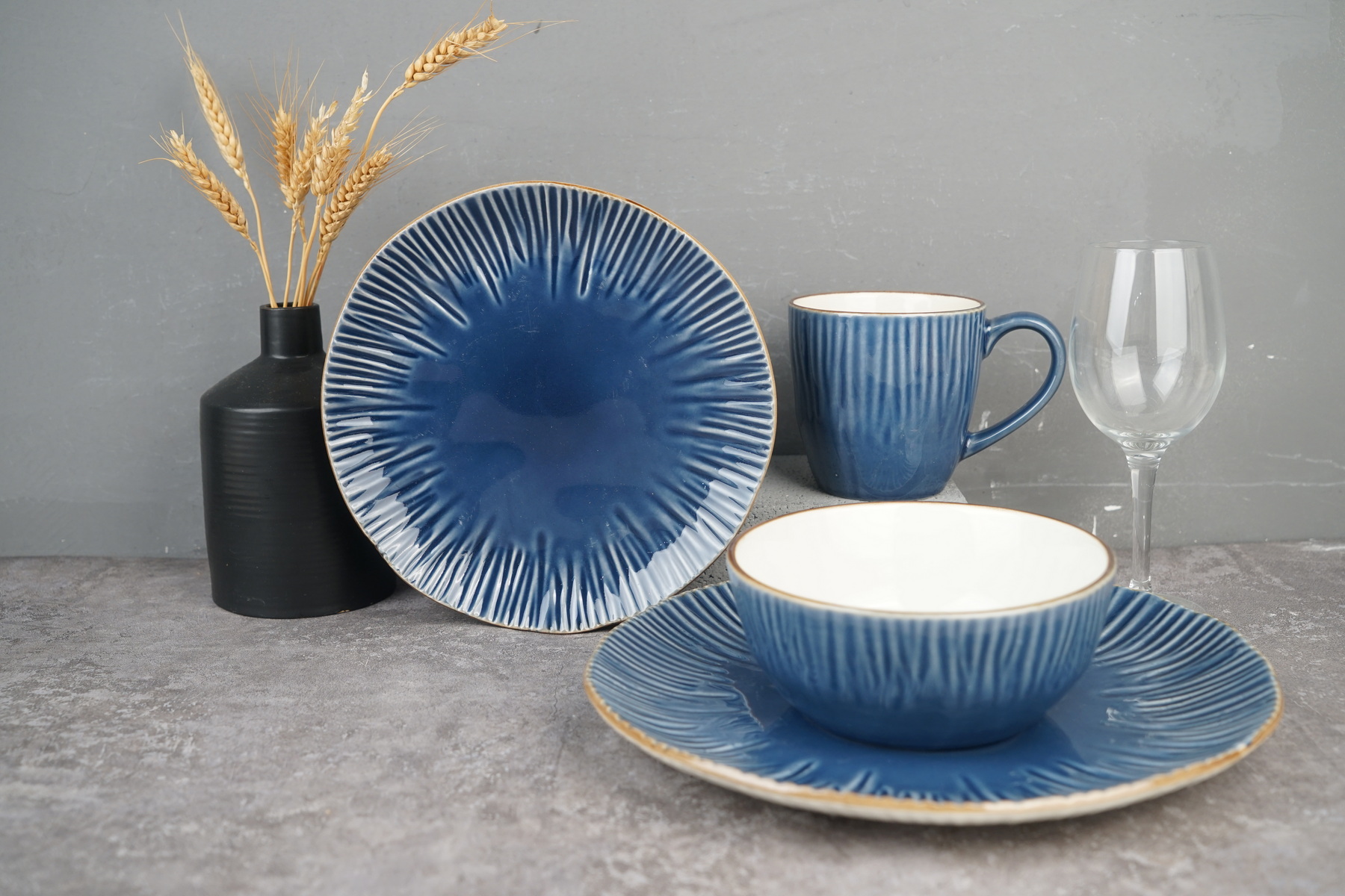 Stoneware Reactive Glaze Dinnerware Set QX692