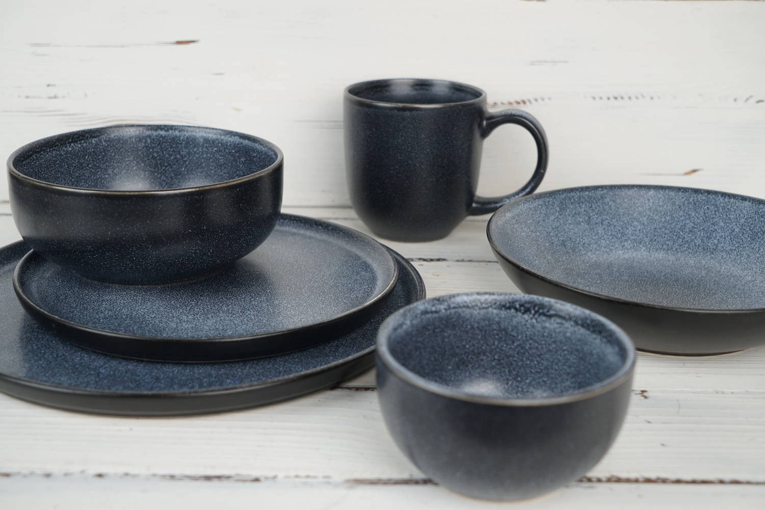 Stoneware Dinnerware Set Reactive Glaze QX700