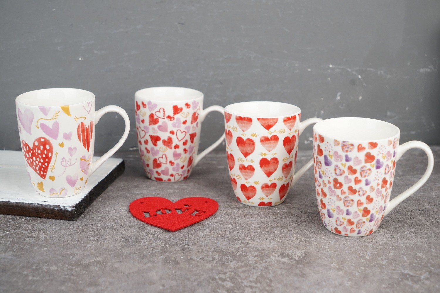 New Bone China LOVE Mug Set