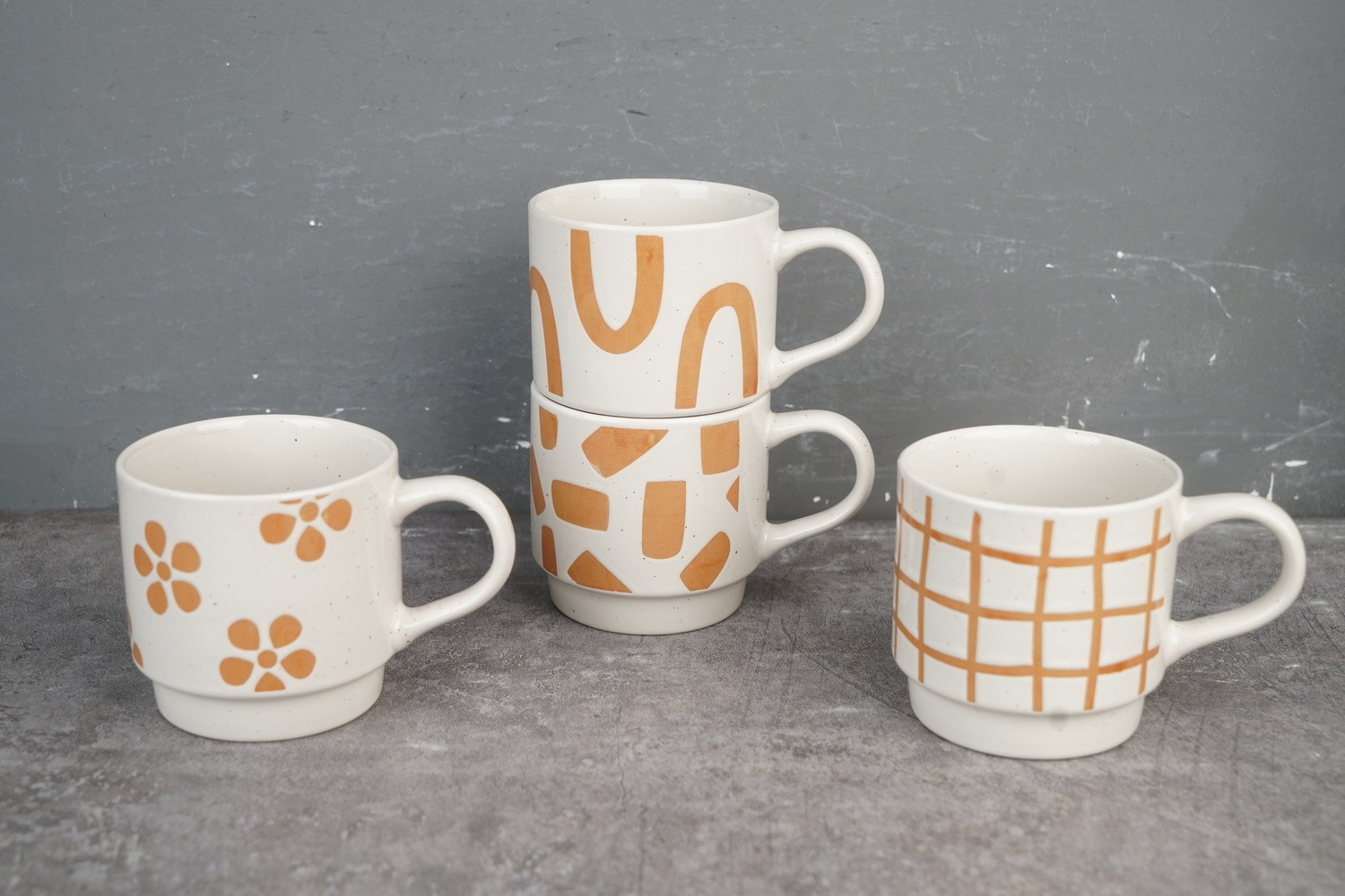 Stoneware Stackable Mug with Engraved Print L3971