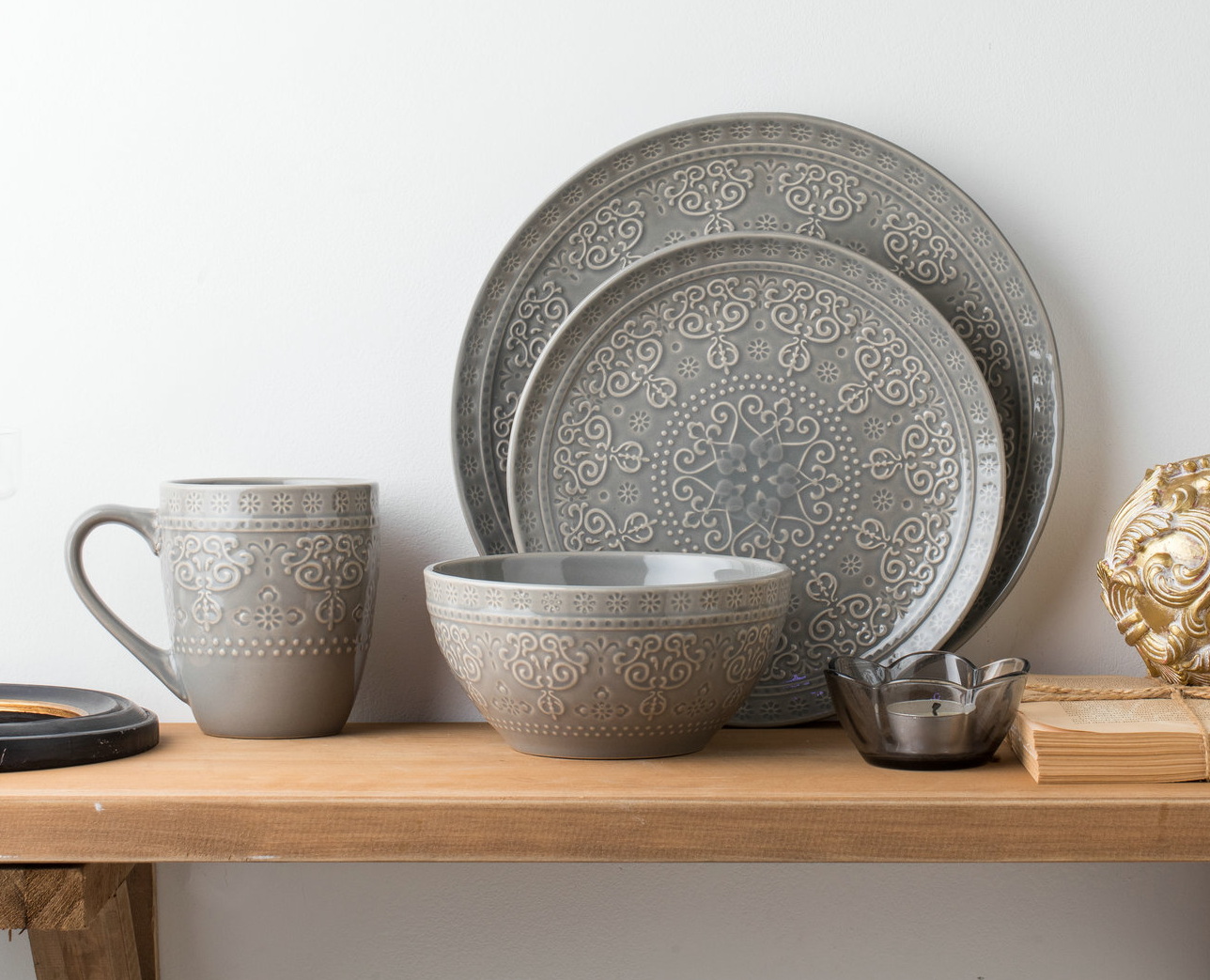 Stoneware Dinnerware Set QX