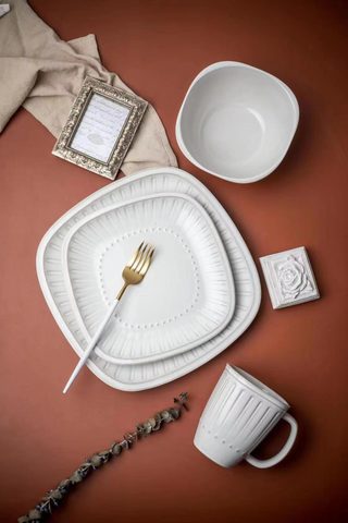 Stoneware Dinnerware Set QX