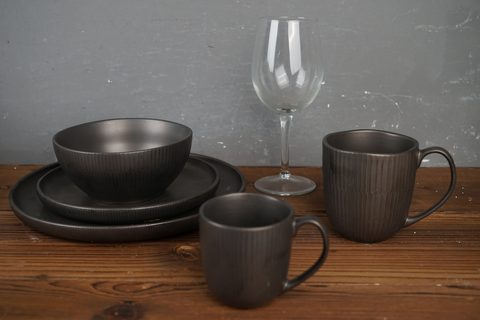 Stoneware Reactive Glaze Dinnerware Set Embossed Lines LS148