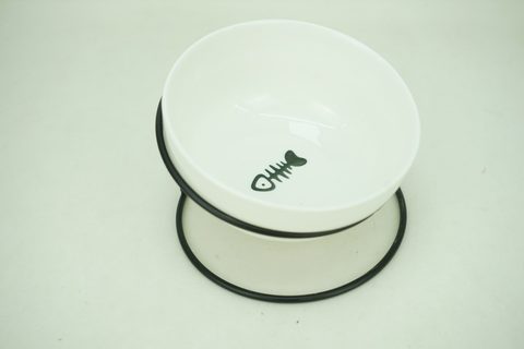 1x New Bone China 600ml Pet Bowl with Iron Holder PE9030