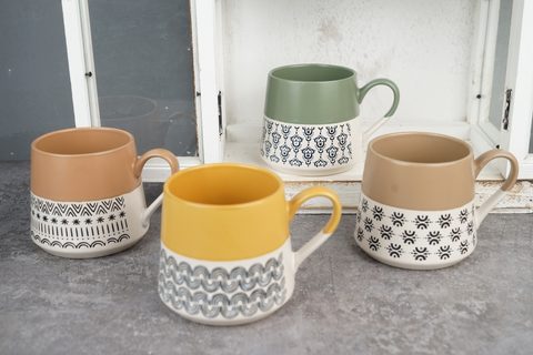 Stoneware Mug with Engraved Print LS130