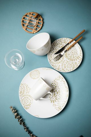 Stoneware Dinnerware Set QX