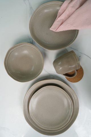 Stoneware Grey Color Reactive Glaze Dinnerware Set Irregular Rim LS108