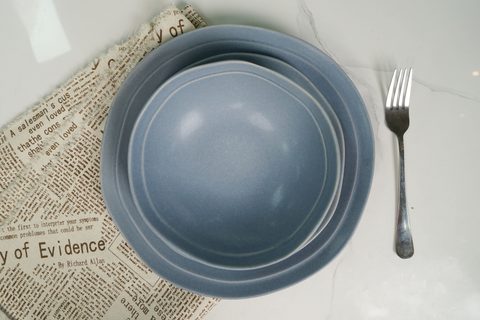 Stoneware Light Blue Color Reactive Glaze Dinnerware Set Irregular Rim LS108