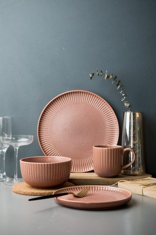 Stoneware Dinnerware Set QX