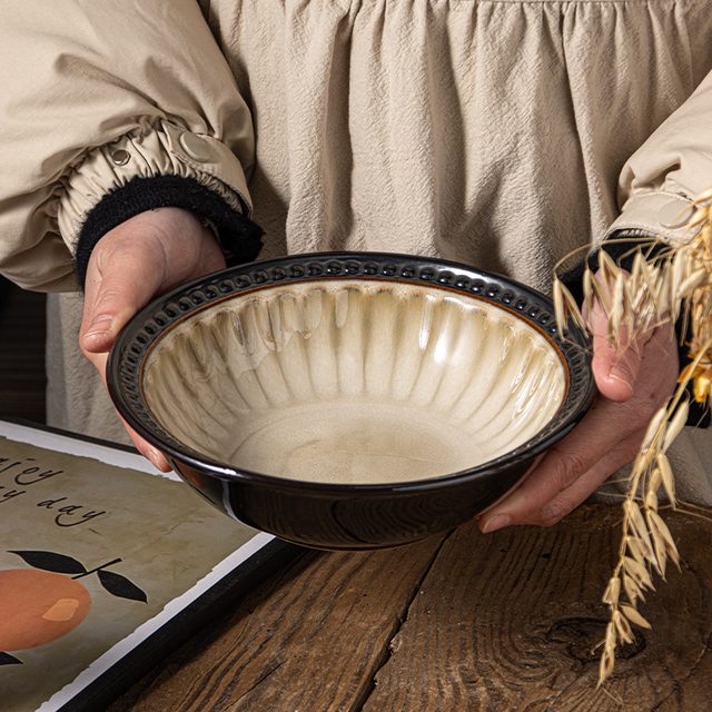 American Retro Embossed Reactive Glaze Dinnerware Set